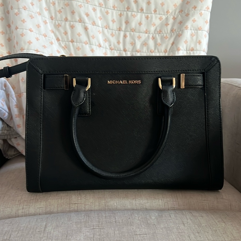Michael kors purse